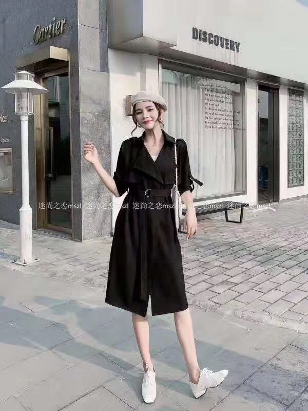 เสื้อคลุมแบบยาว   - Fitted Blazer