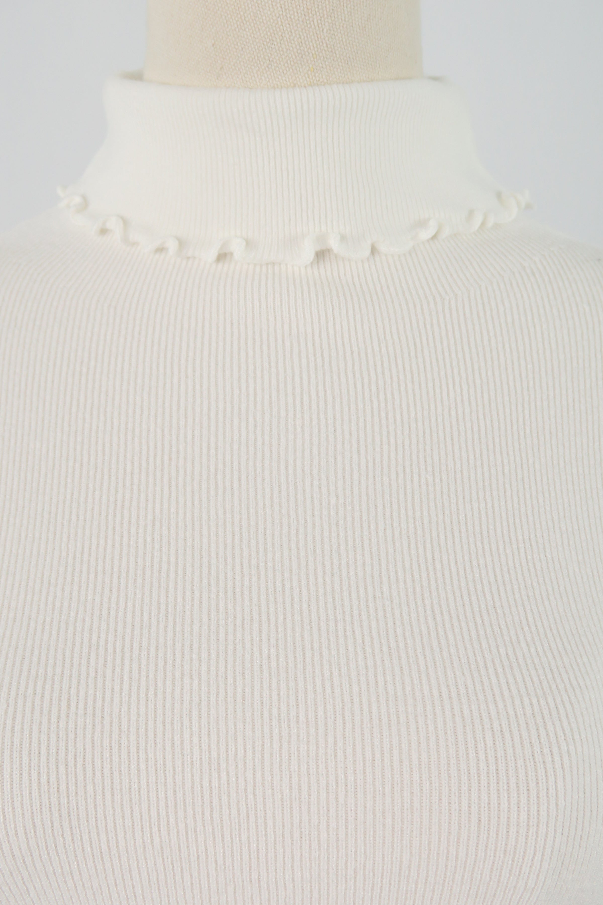เสื้อไหมพรม เสื้อสเวตเตอร์ แขนยาว คอเต่า - Women's Basic Round Neck Side Split Loose Long Sleeve Knit Sweater