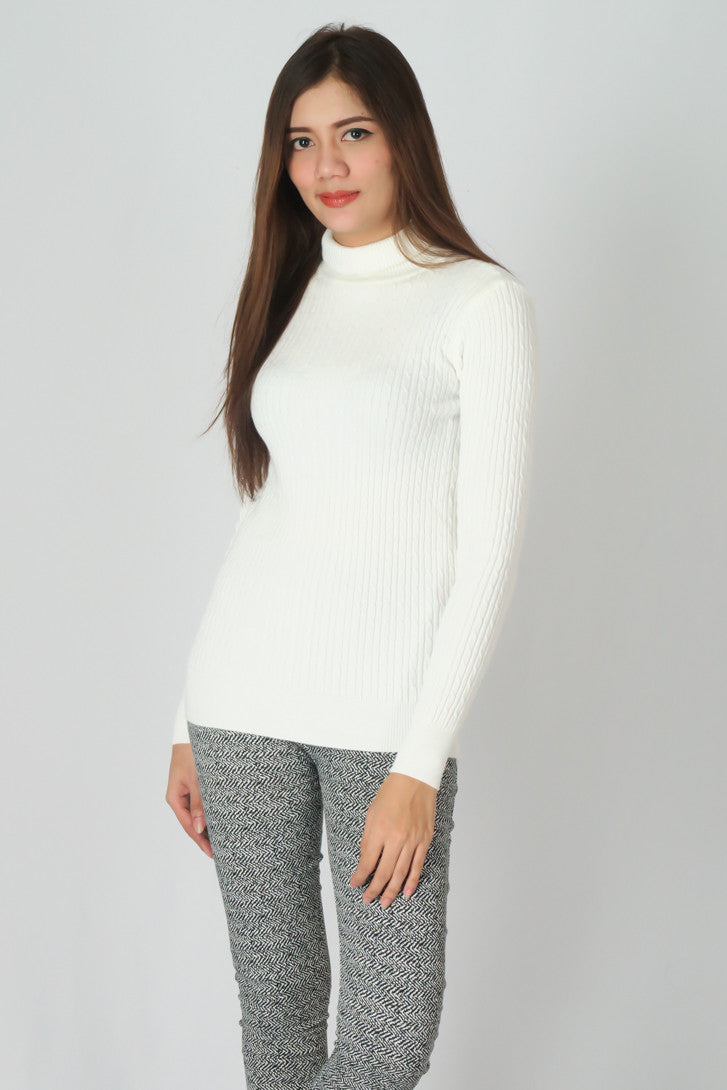 เสื้อไหมพรมคอเต่าแขนยาวทอลายนูน - Turtleneck Warm Thick Ribbed Knit Sweater