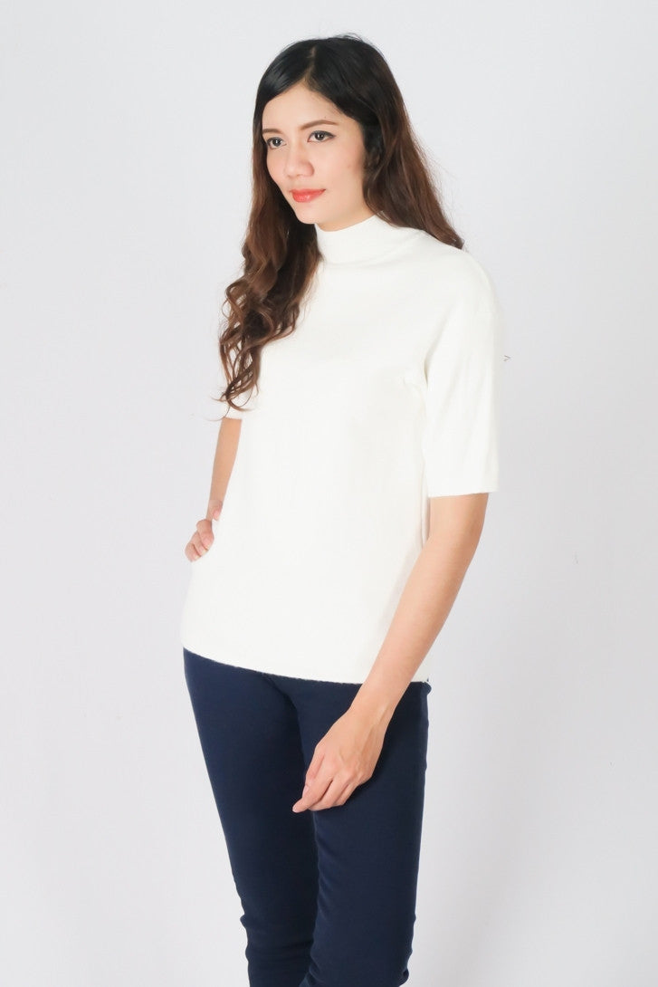 เสื้อไหมพรมคอสูง - Mock Neck Cashmere Knit Sweater