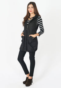 เสื้อแจ็คเก็ตแขนกุด - Hooded Anorak Vest