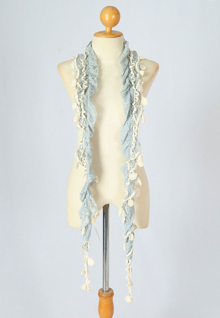 ผ้าพันคอแต่งพู่ลูกไม้ - Tassel Leafy Lace Scarf