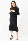 เดรสกำมะหยี่ คอเต่า - Turtleneck Velvet Midi Dress