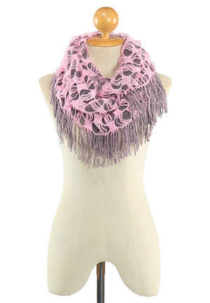 ผ้าพันคอทรงกลมอินฟินิตี้ - Warm Knit Infinity Scarf With Tassels