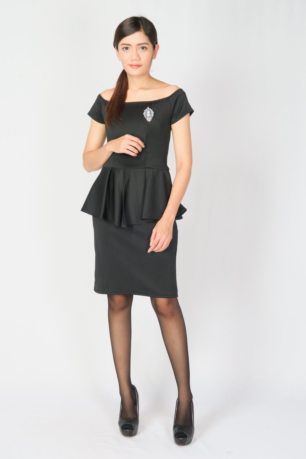 Solid slim dress