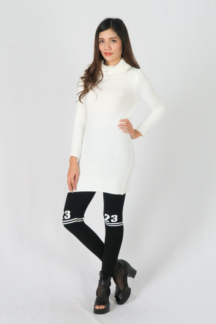 เสื้อไหมพรมคอเต่าทรงยาว No.8742- Basic Slim Turtleneck Long Sweater