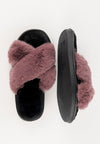 รองเท้าแตะขนเฟอร์ - Cross Straps Plush Faux Fur Rubber Sole House Slipper