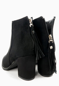 รองเท้าบูทแฟชั่นส้นสูงแต่งพู่ - Pointed Toe Mid Heel Ankle Booไปๅts