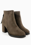 รองเท้าบูทแฟชั่นส้นสูงแต่งพู่ - Pointed Toe Mid Heel Ankle Booไปๅts