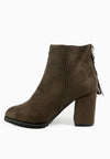 รองเท้าบูทแฟชั่นส้นสูงแต่งพู่ - Pointed Toe Mid Heel Ankle Booไปๅts