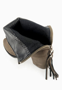 รองเท้าบูทแฟชั่นส้นสูงแต่งพู่ - Pointed Toe Mid Heel Ankle Booไปๅts