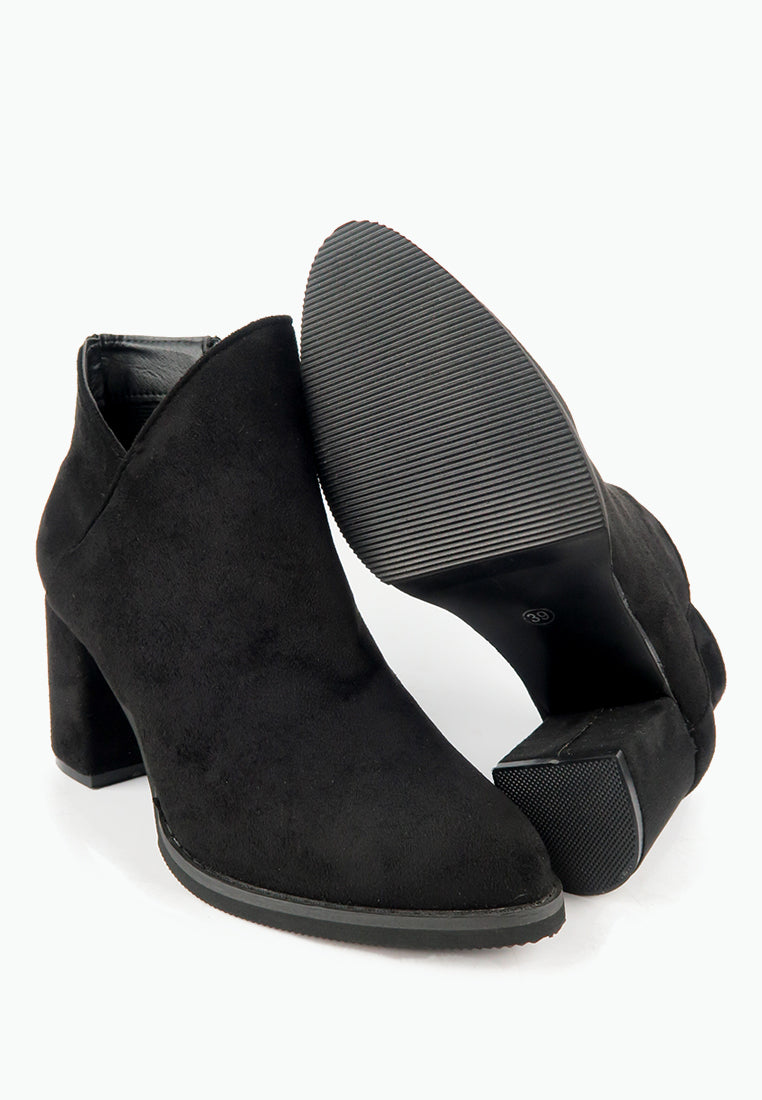 รองเท้าบูทแฟชั่นส้นสูง No. S-388- Pointed Toe Mid Heel Ankle Boots