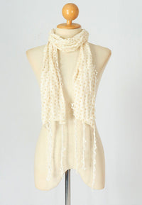 ผ้าพันคอแต่งพู่ลูกไม้ - Tassel Leafy Lace Scarf