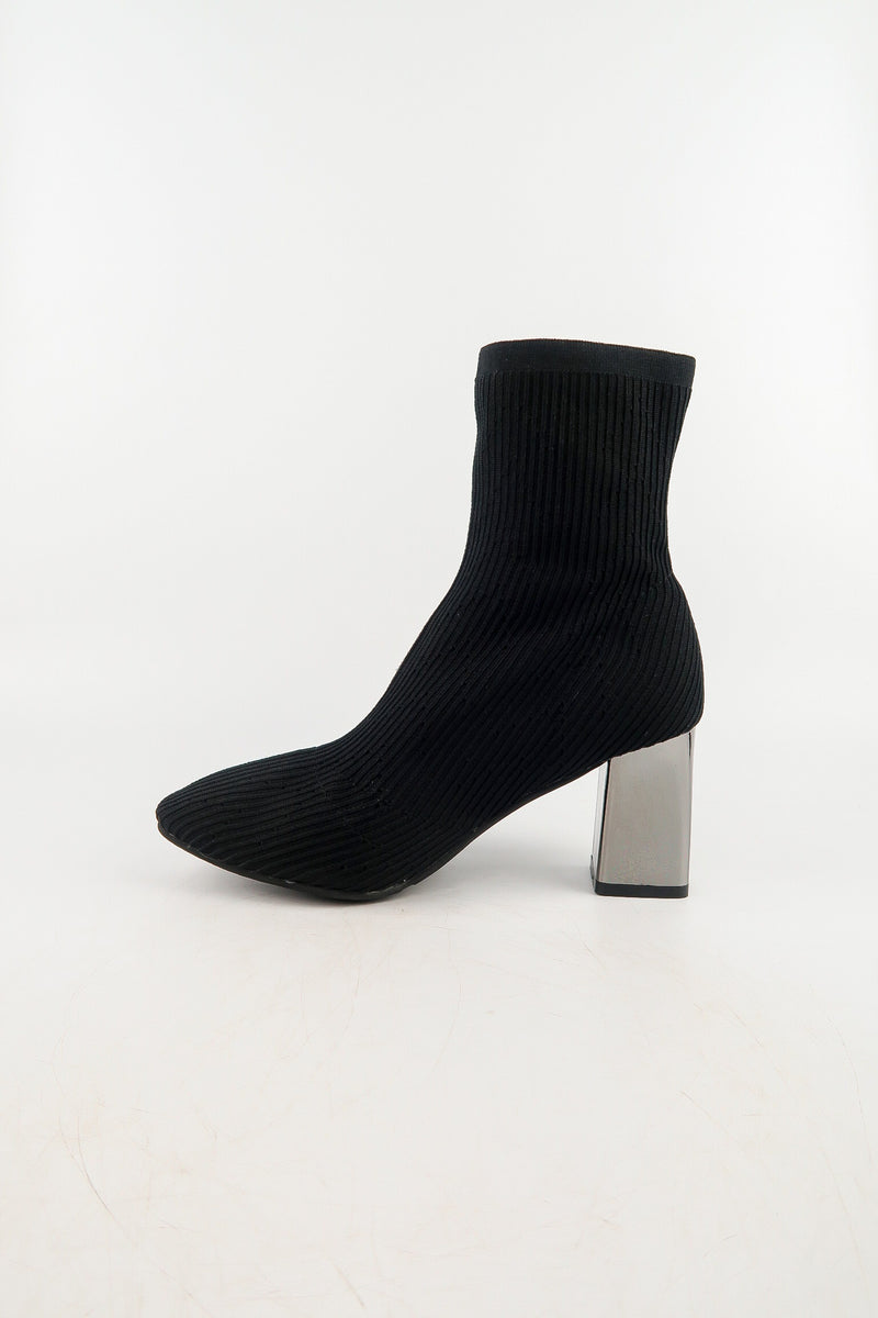 รองเท้าบูทแฟชั่นส้นสูง - Pointed Toe Mid Heel Ankle Boots