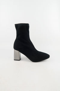 รองเท้าบูทแฟชั่นส้นสูง - Pointed Toe Mid Heel Ankle Boots