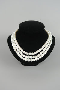 สร้อยคอมุข 3 ชั้น - Pearl Necklace