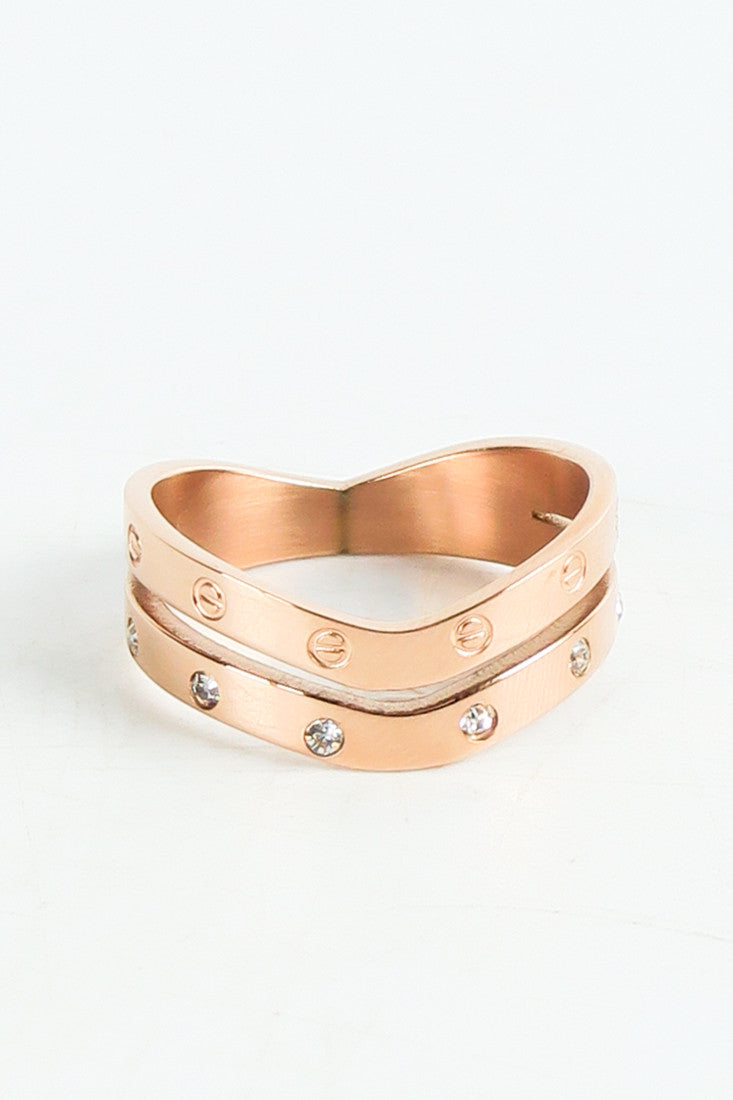 เเหวนประดับคริสตัส - Gold Tone Lock Ring,