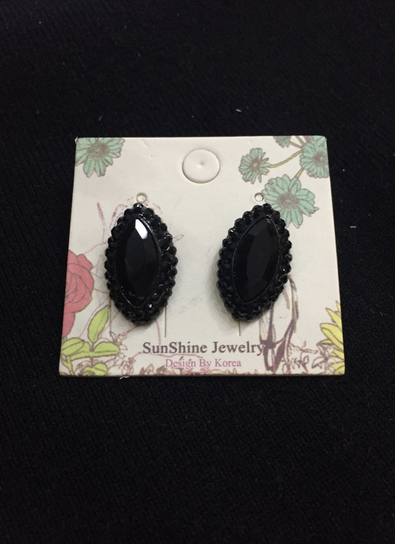 ต่างหูแฟชั่น - Stud Earrings