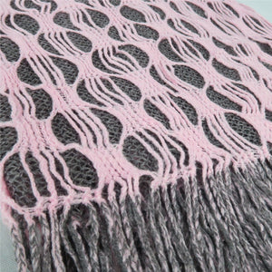 ผ้าพันคอทรงกลมอินฟินิตี้ - Warm Knit Infinity Scarf With Tassels