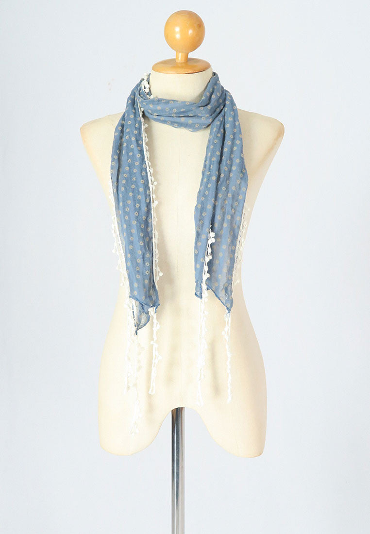 ผ้าพันคอแต่งพู่ลูกไม้ - Tassel Leafy Lace Scarf