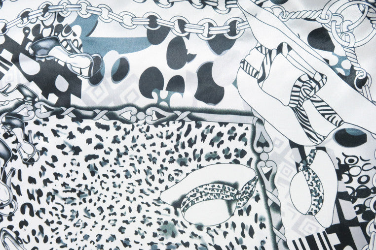 ผ้าพันคอซาตินแบบสี่เหลี่ยม - Satin Square Silk Scarf