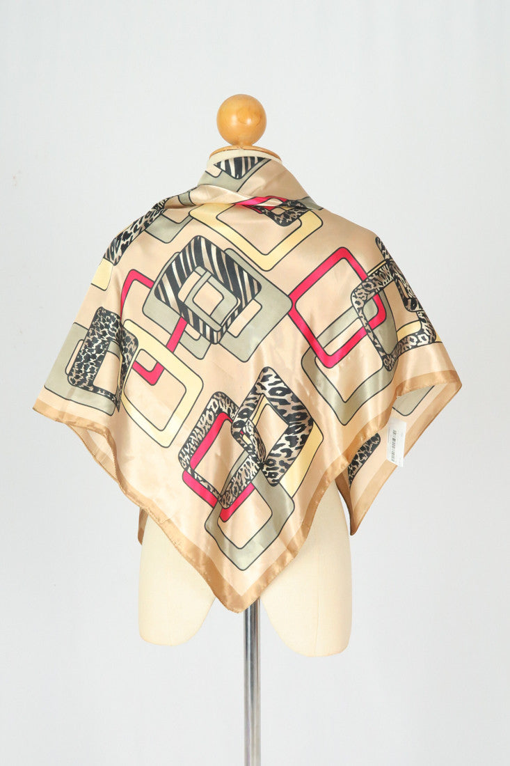 ผ้าพันคอซาตินแบบสี่เหลี่ยม - Satin Square Silk Scarf