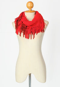 ผ้าพันคอทรงอินฟินิตี้ - Warm Knit Infinity Scarf With Tassels