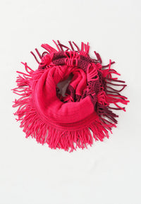 ผ้าพันคอทรงอินฟินิตี้ - Warm Knit Infinity Scarf With Tassels