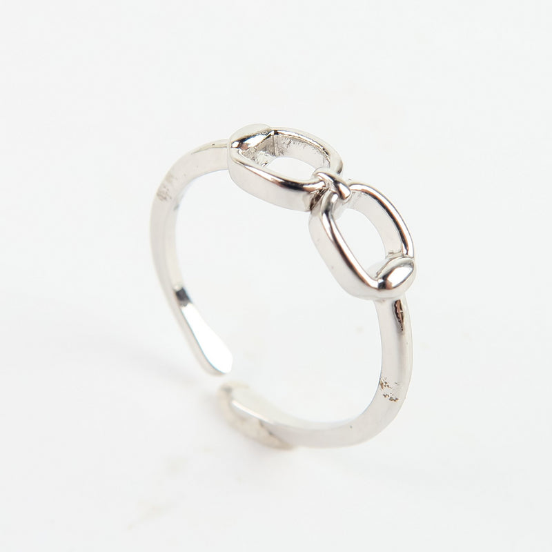 แหวนสแตนเลสสตีลเรียบหรู มีสไตล์ แหวนแฟชั่นผู้หญิง - No.596