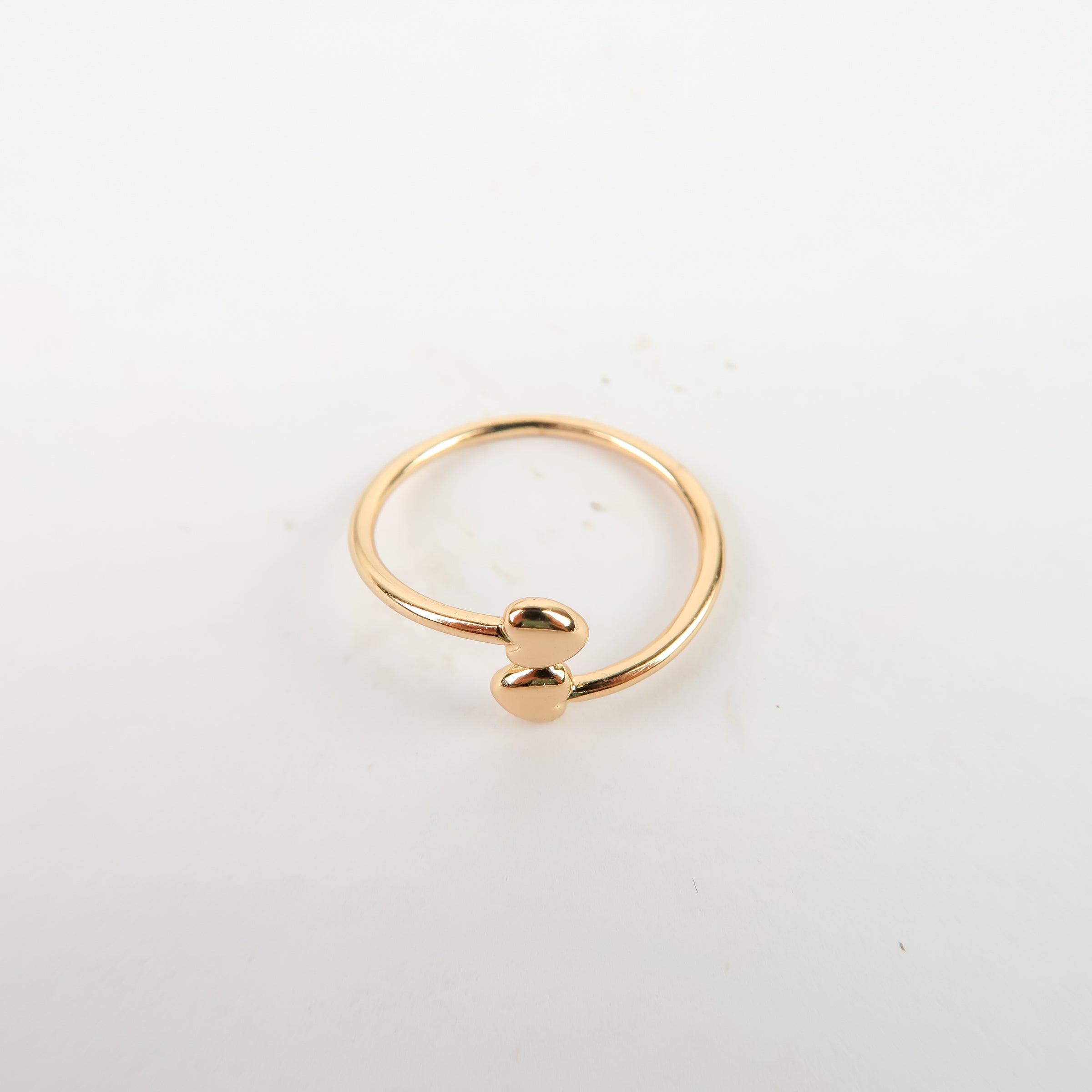 แหวนสแตนเลสสตีลเรียบหรู มีสไตล์ แหวนแฟชั่นผู้หญิง - No.5142