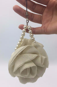 พวกกุญแจมือถือ - Flower Fabric Tassel Bag Charm Keychain for Cellphone