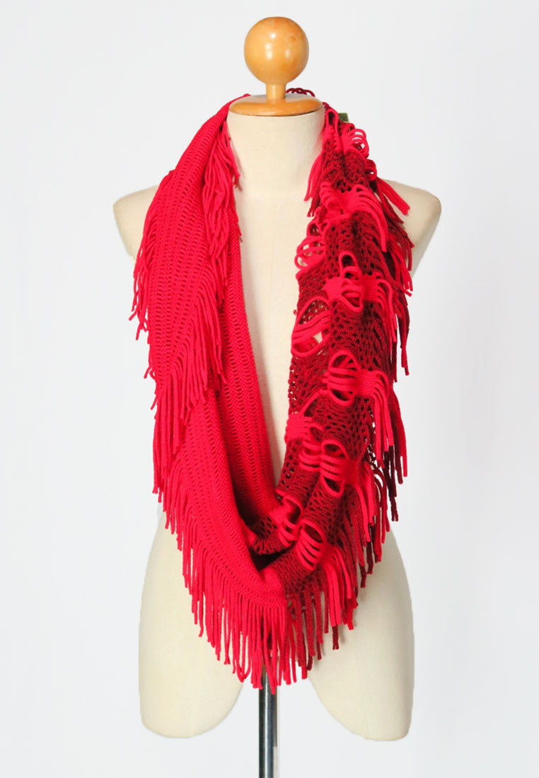ผ้าพันคอทรงอินฟินิตี้ - Warm Knit Infinity Scarf With Tassels