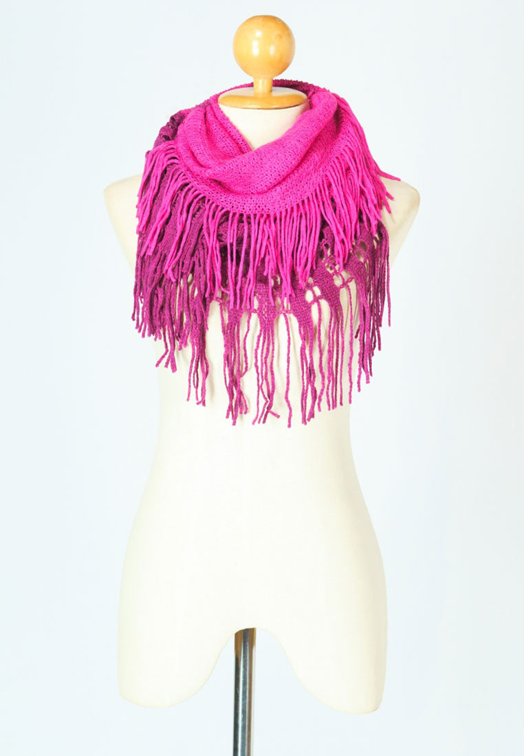 ผ้าพันคอไหมพรมทรงอินฟินิตี้ทูโทน - Warm Knit Infinity Scarf With Tassels