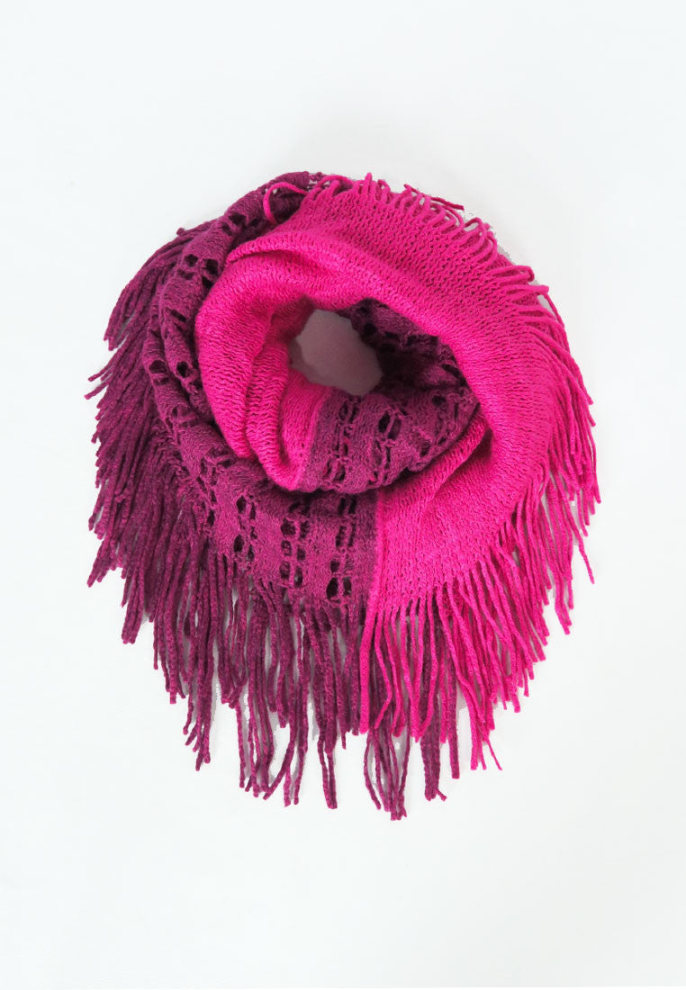 ผ้าพันคอไหมพรมทรงอินฟินิตี้ทูโทน - Warm Knit Infinity Scarf With Tassels