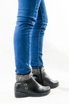รองเท้าบูทหนังแต่งขน A603- Faux Fux Patent Leather Ankle Boots