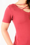 เสื้อยืดแฟชั่นสายไขว้ - Solid Cotton Cut Out T-Shirt Top