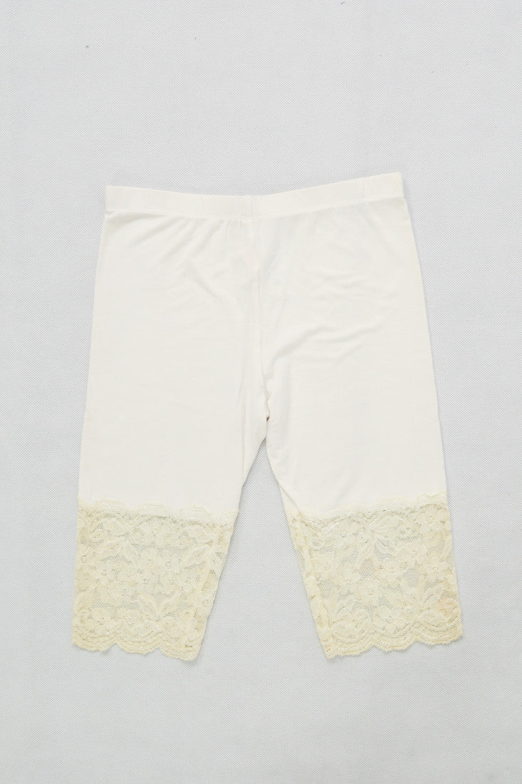 กางเกงซับในเเต่งชายกางเกงลูกไม้  - Fundamental Inner Shorts