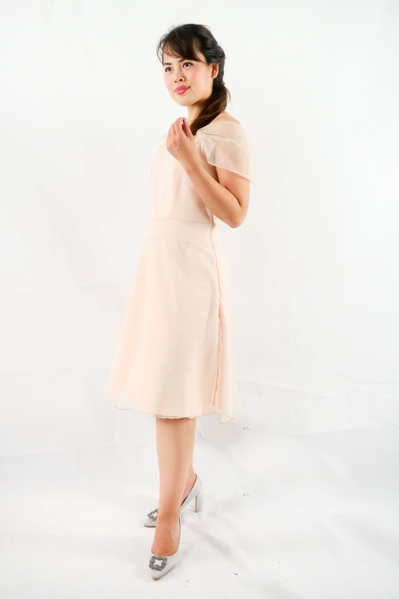 เดรสสายเดี่ยว - Strap Sheath Dress