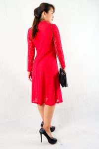 เดรสลูกไม้ - Lace A-Line Midi Dress