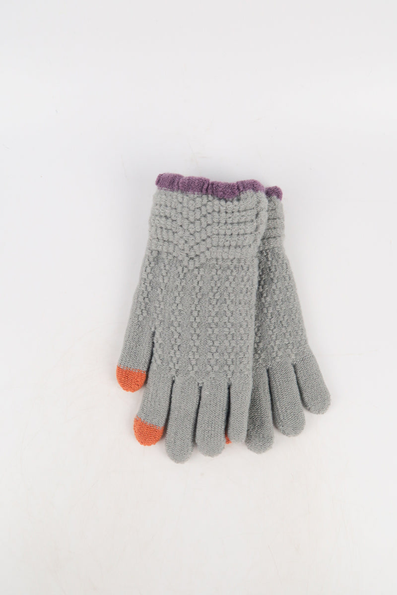 ถุงมือไหมพรมแต่งระบายที่ข้อมือ - Knitted Gloves