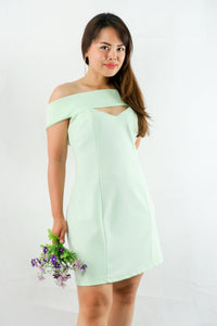 เดรสเปิดไหล่ - Off The Shoulder Shift Dress