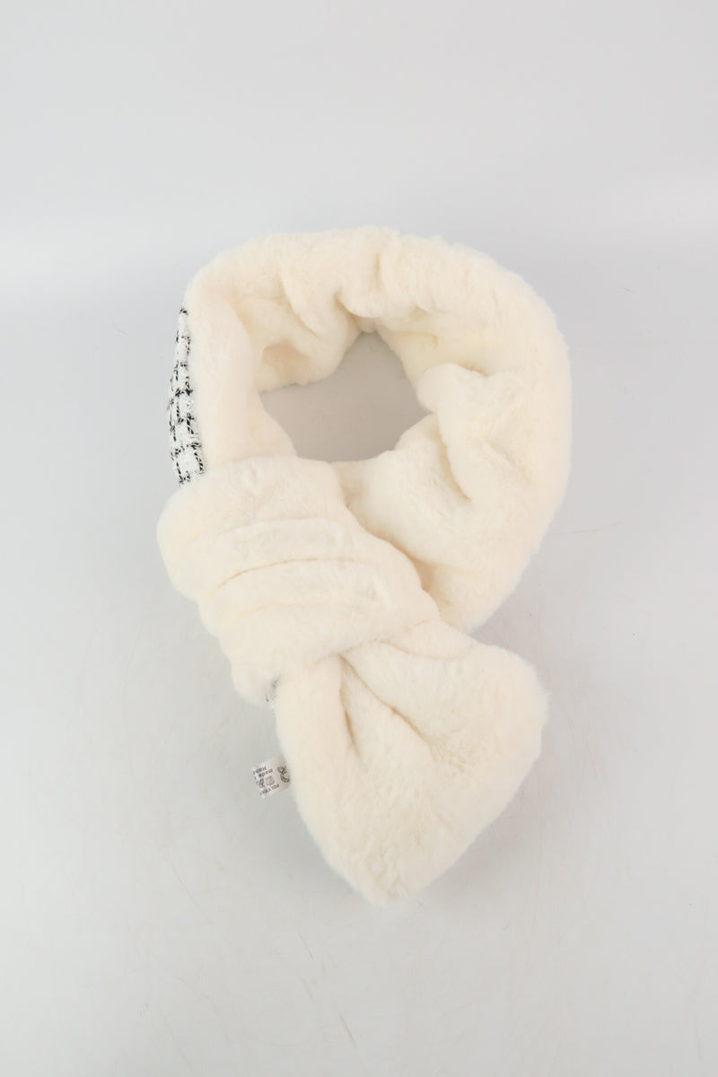 ผ้าพันคอขนกระต่าย แต่งผ้าทวีต - Rabbit Fur Scarf