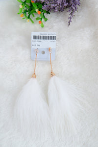 ต่างหูห้อยระย้า เเต่งพู่ - Drop Earrings