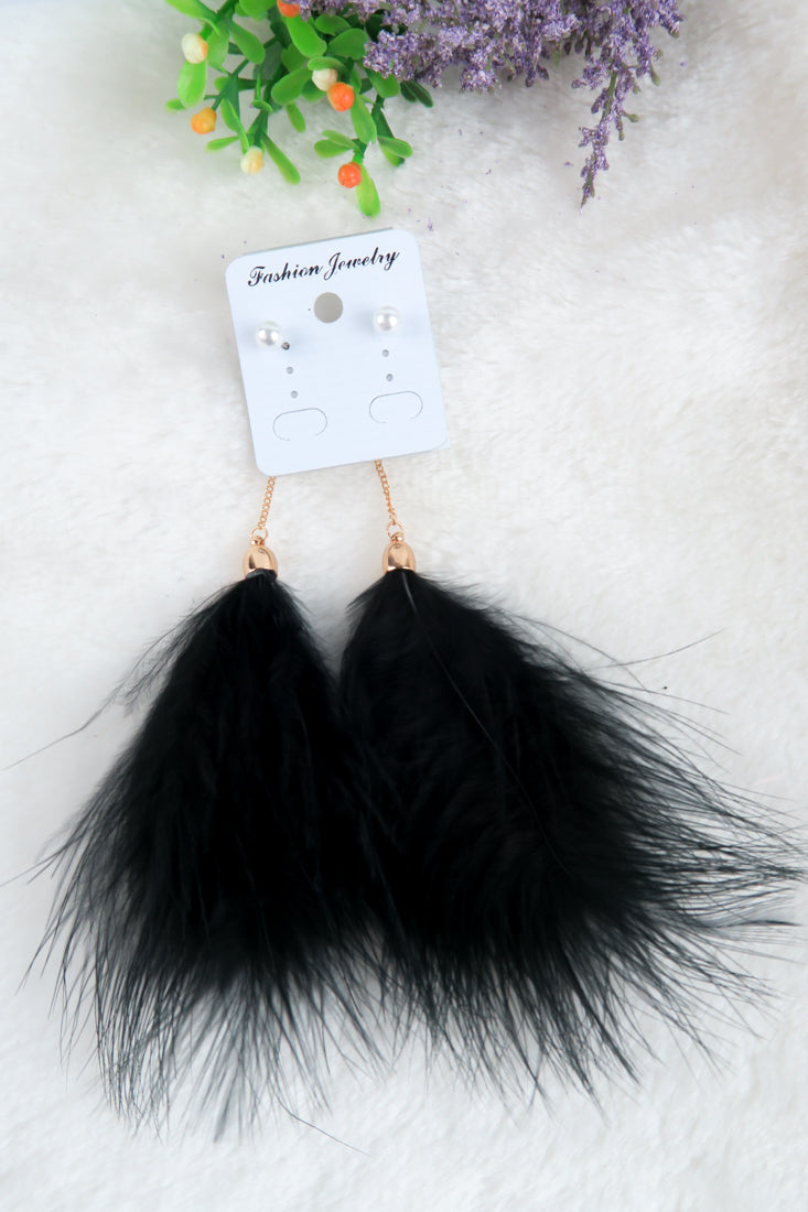 ต่างหูห้อยระย้า เเต่งพู่ - Drop Earrings