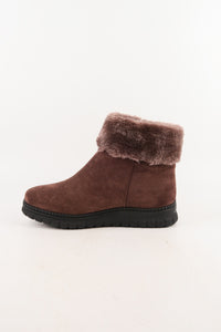 รองเท้าบูทหนังกำมะหยี่ แต่งขนเฟอร์ no.80223-10 - Winter Boots Minus The Fur Lining On The Inside