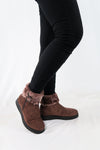 รองเท้าบูทหนังกำมะหยี่ แต่งขนเฟอร์ no.80223-10 - Winter Boots Minus The Fur Lining On The Inside