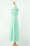 ชุดลูกไม้เปิดไหล่ - Off The Shoulder Lace Midi Dress