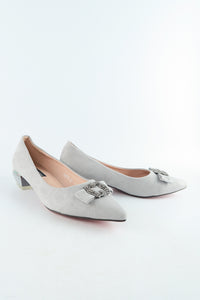 รองเท้าคัตชูหัวแหลมประดับเพชร K9073 - Pointed Toe Mid Heel Pump Shoes