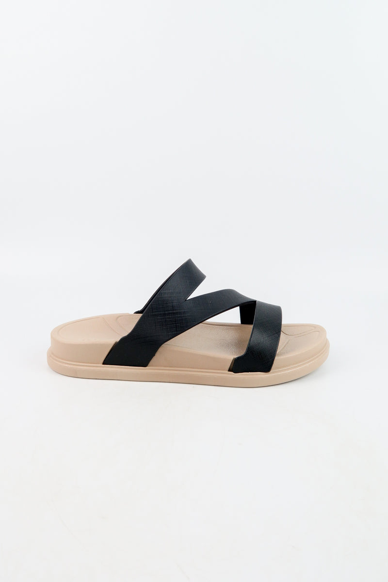 รองเท้าแตะ - Fashion Women Candy Color Leather Cross Summer Flat Platform Sandals