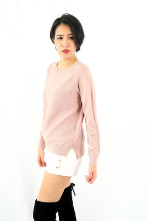 เสื้อไหมพรม เสื้อสเวตเตอร์ เสื้อกันหนาวคอกลม แขนยาว - Women's Basic Round Neck Side Split Loose Long Sleeve Knit Sweater